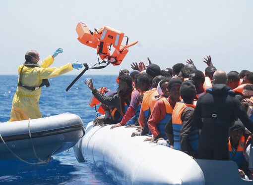 Africa și UE au declarat război traficanţilor de migranţi