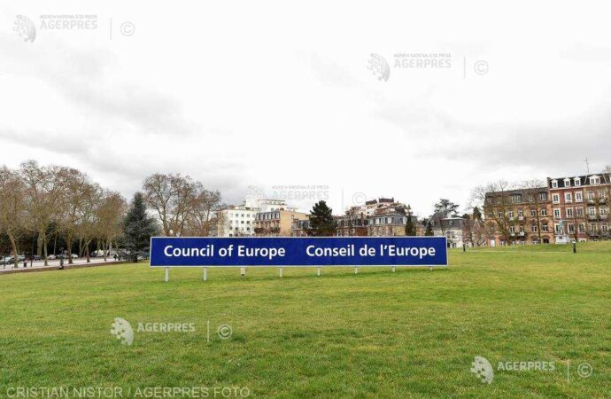 Consiliul Europei, îngrijorat de situaţia precară a refugiaţilor şi migranţilor din Bosnia