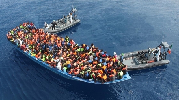 Peste 500 de migranţi au fost salvaţi de autorităţile spaniole din Marea Mediterană