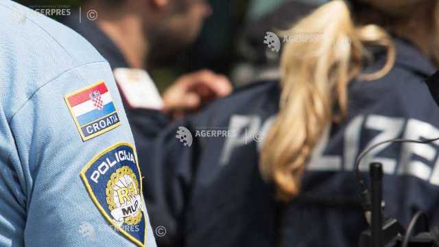 Poliţia croată a deschis focul asupra unei camionete cu migranţi, doi copii au fost răniţi