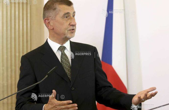 Premierul ceh: Apărarea frontierelor UE trebuie să rămână în mâinile ţărilor membre