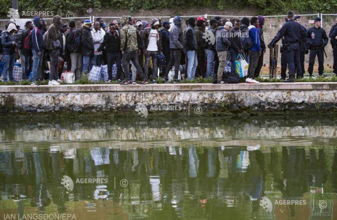 Închiderea graniţelor terestre sau maritime nu-i opreşte pe traficanţii de persoane, avertizează ONU