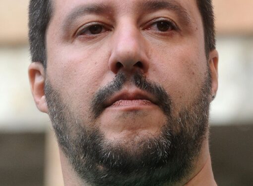 Salvini acuză Franţa de ipocrizie pentru premierea Carolei Rackete, capitanul navei Sea Watch 3