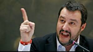 Salvini: Nici măcar o singură altă persoană nu mai trebuie să ajungă în Italia în ambarcaţiuni