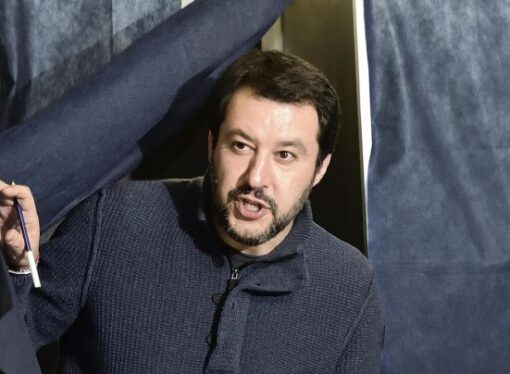 Matteo Salvini sugerează înfiinţarea unor centre pentru migranţi la graniţa de sud a Libiei