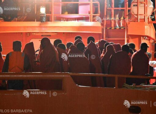 Zeci de migranţi, blocaţi pe o navă de salvare în apele teritoariale ale Tunisiei de 11 zile