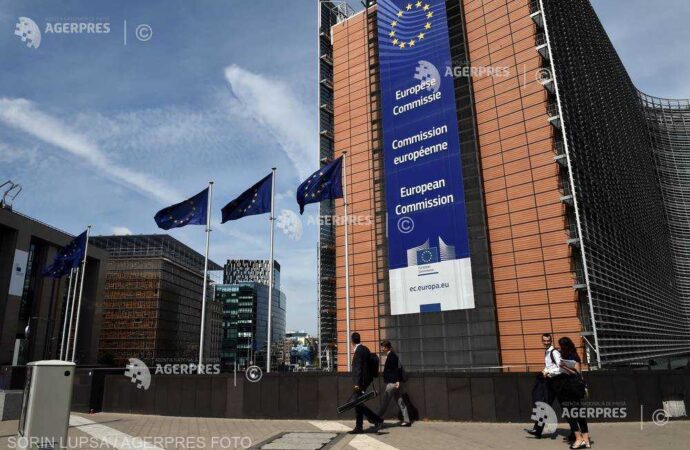 UE propune suspendarea anumitor reguli de azil în ţările frontaliere cu Belarus