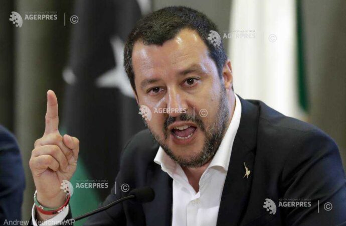 Italia vrea să-şi închidă porturile pentru vapoarele europene în misiune pe Marea Mediterană