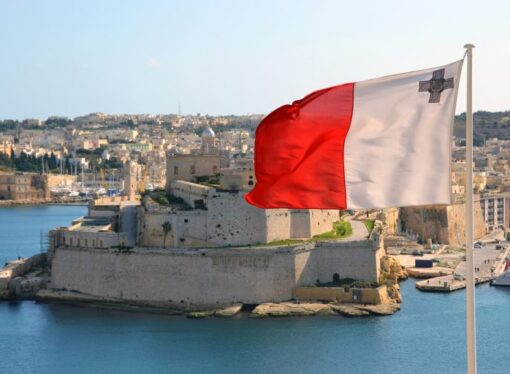 Malta: 2 corpuri recuperate şi 100 de supravieţuitori de pe o ambarcaţiune în dificultate