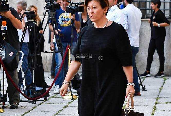 Misiunea Sophia de pe Mediterana: Italia vrea o rotaţie în UE a porturilor pentru primirea de migranţi