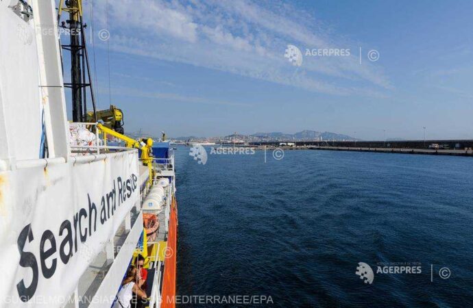 Nava umanitară Aquarius, revenită în largul Libiei, a salvat 25 de migranţi