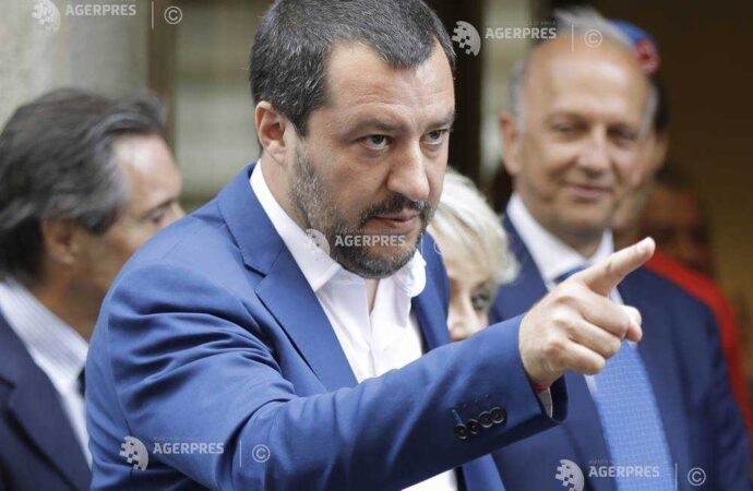 Italia: Matteo Salvini ameninţă să returneze în Libia migranţii blocaţi pe mare