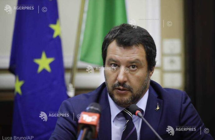 Peste 50 din cei 144 de migranţi de pe nava Diciotti au dispărut