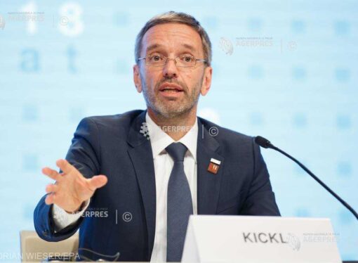 Austria intenţionează să menţină controalele la graniţă (ministrul austriac de interne)