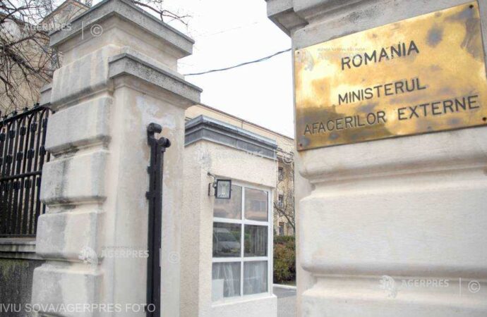 MAE, referitor la cei doi români suspectaţi de trafic de migranţi: Consulatul României la Szeged monitorizează situaţia