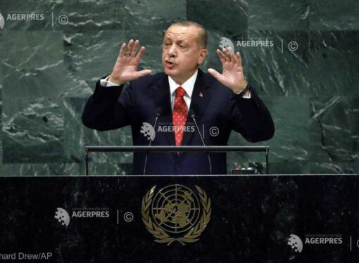 Erodogan cere UE noi fonduri pentru refugiaţi; o comisie a PE aprobă reducerea fondurilor pentru candidatura Turciei