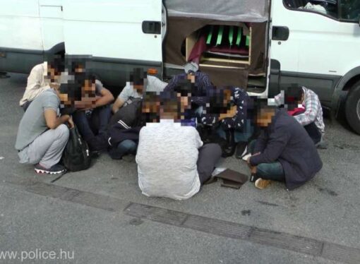 Ungaria: Poliţia a arestat doi români suspectaţi de trafic de persoane