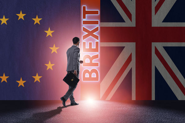 Marea Britanie are nevoie de migranţi: Cetăţenii UE stabiliţi în ţară contribuie în medie cu 2.300 de lire sterline la PIB-ul ţării