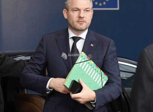 Slovacia nu va sprijini pactul ONU privind migraţia, anunţă premierul Pellegrini