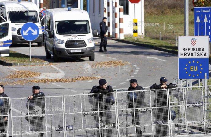 Bosnia: Risc de hipotermie pentru mii de migranţi (Crucea Roşie)