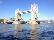 Londra califică drept ”incident major” problema migranților care încearcă să ajungă în Marea Britanie cu barca