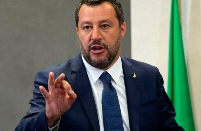 Migranţi: Fostul ministru de interne italian Matteo Salvini, trimis în judecată