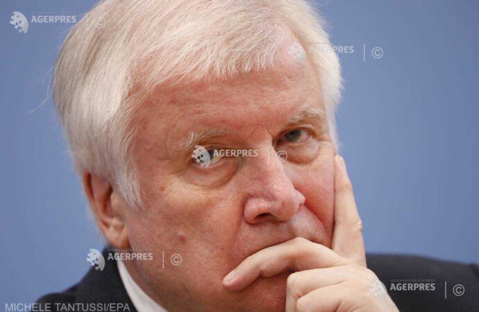 Migranţi: Seehofer le va cere omologilor din UE să sprijine planul de relocare