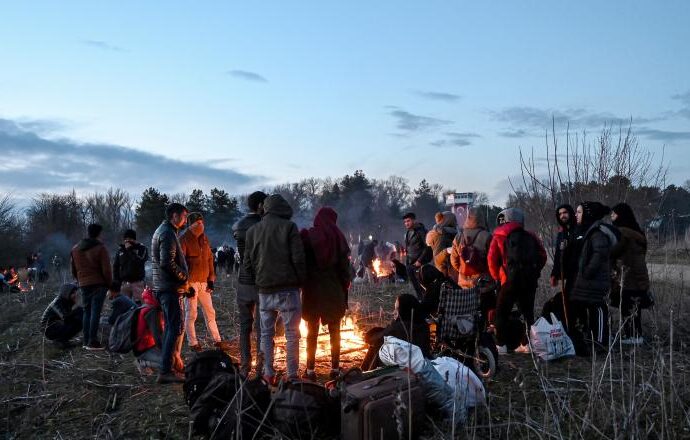 Italia | Un ministru vrea ca guvernul să folosească imigranții ilegali pentru repornirea economiei, înainte ca Mafia să profite de ei