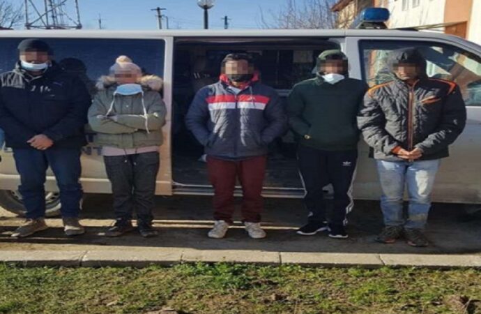 Coridor pentru migranti. Cinci cetateni turci gasiti pe o strada din Lugoj