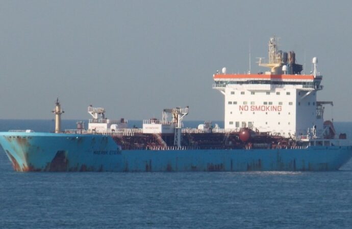 O navă daneză care a salvat 27 de migranți din apele Mediteranei nu mai e primită în niciun port