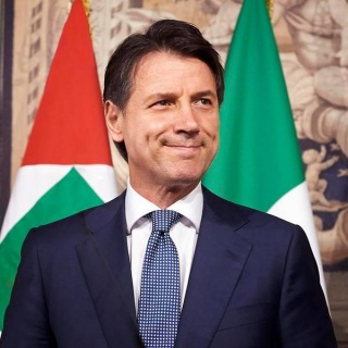 Premierul Italiei, audiat în calitate de martor în cadrul unui dosar cu privire la migranţi blocaţi pe mare