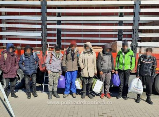Zeci de migranți, surprinși în timp ce încercau să treacă ilegal frontiera de vest. O parte dintre ei sunt solicitanți de azil