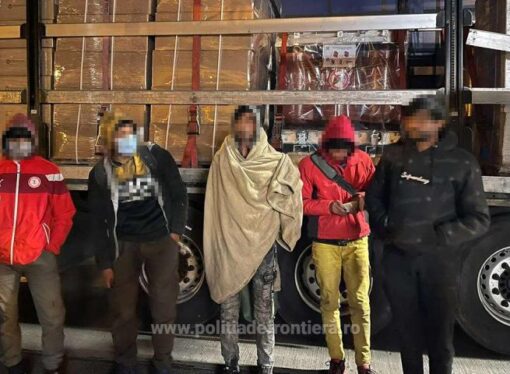 Poliţiştii de frontieră de la Nădlac au oprit 22 de migranţi care încercau să treacă ilegal graniţa