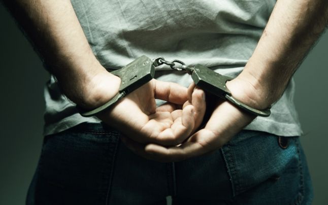 Afganul suspectat că a ucis un migrant în Timişoara a fost adus din Grecia / El a ajuns la Bucureşti şi va fi transportat la Timişoara