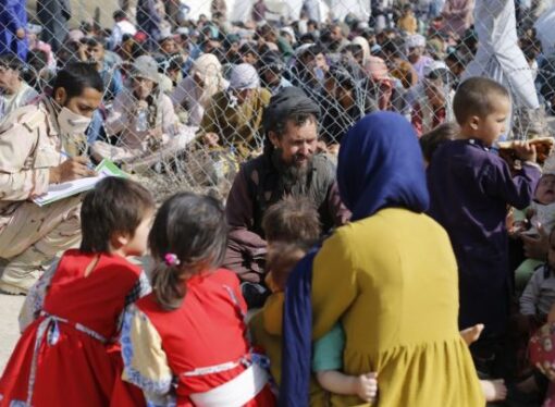 Hotelurile din Islamabad, puse la dispoziţia miilor de refugiaţi din Afganistan. Mesajul autorităţilor pakistaneze