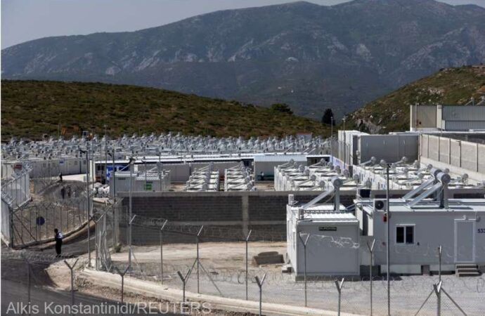 Grecia a inaugurat pe insula Samos primul centru ‘închis cu acces controlat’ pentru migranţi