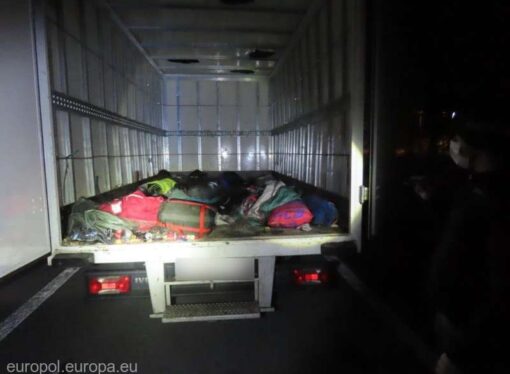 Spania: Destructurare a unei reţele internaţionale de trafic de migranţi pakistanezi; 15 arestări, între care una în România