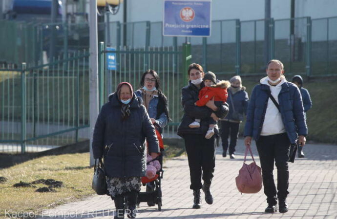 Aproape 2.000 de refugiaţi ucraineni au traversat frontiera în Republica Moldova