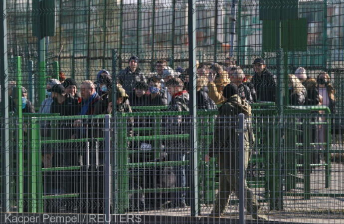 Europa Centrală se pregăteşte pentru a primi refugiaţi din Ucraina
