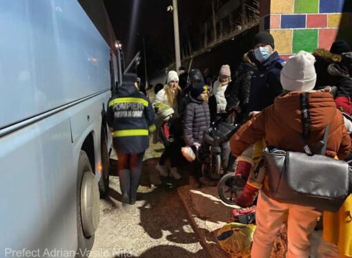 Neamţ: Primii refugiaţi din Ucraina au fost cazaţi în cursul nopţii la Piatra-Neamţ; sunt 46 de adulţi şi 36 de copii