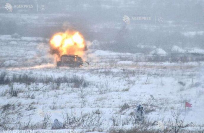 Ucraina riscă strămutări în masă ale populaţiei în cazul intensificării luptelor în est