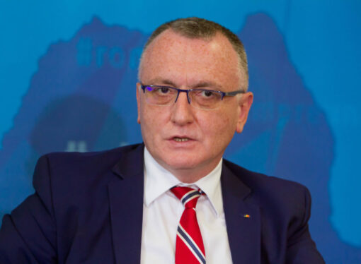 Cîmpeanu a semnat un ordin ce permite înscrierea în învăţământul românesc a tuturor copiilor şi tinerilor refugiaţi din Ucraina care doresc acest lucru