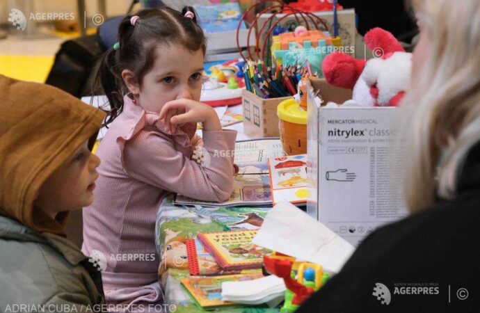 Peste 2.000 de copii ucraineni, înscrişi ca audienţi în şcolile şi grădiniţele din România