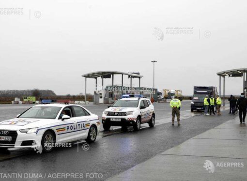 Un număr de 65 de cetăţeni străini au încercat să treacă ilegal frontiera la Vama Nădlac 2, ascunşi în două automarfare