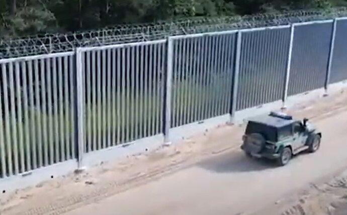 Ungaria spune că a cheltuit aproape două miliarde de euro pentru a „apăra” granița de sud de migranți și acuză UE că nu contribuie