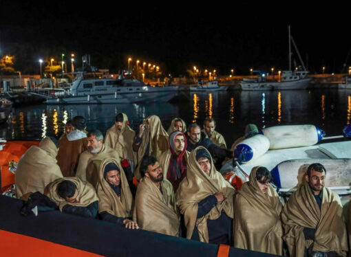 Comisia Europeană vrea să deporteze mai mulţi migranţi: “Cei care nu au nevoie de protecţie să se întoarcă în ţările lor”