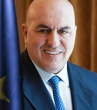 Italia vrea ca NATO să ajute la combaterea afluxului de migranţi determinat de Rusia