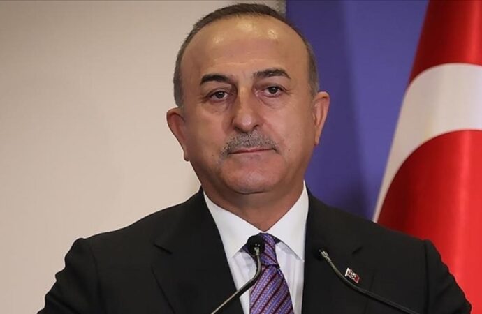 Ministrul Çavușoğlu a vorbit despre reîntoarcerea refugiaților sirieni în țara lor