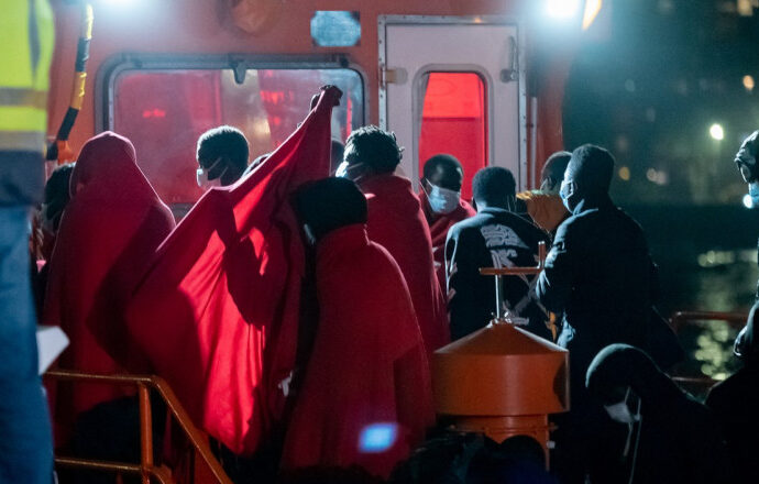 Cel puțin 35 de migranți s-au înecat lângă Insulele Canare. Autoritățile spaniole sunt acuzate că n-au intervenit la timp