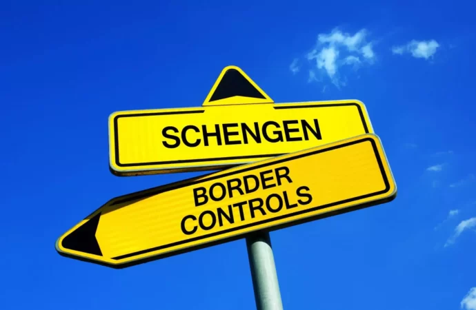 Implozie în spaţiul Schengen. Germania impune controale la graniţele cu mai multe ţări , iar Polonia vrea să răspundă cu aceaşi măsură”